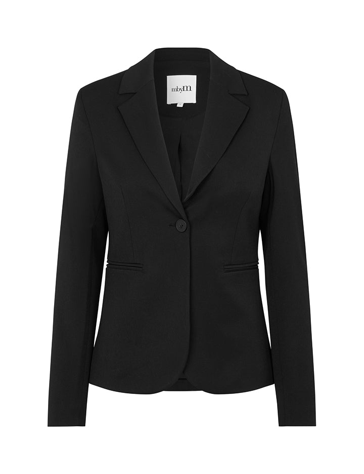 Bena-M_Black_Packshot_0