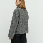 Makaia-M_Grey Herringbone_Model_2