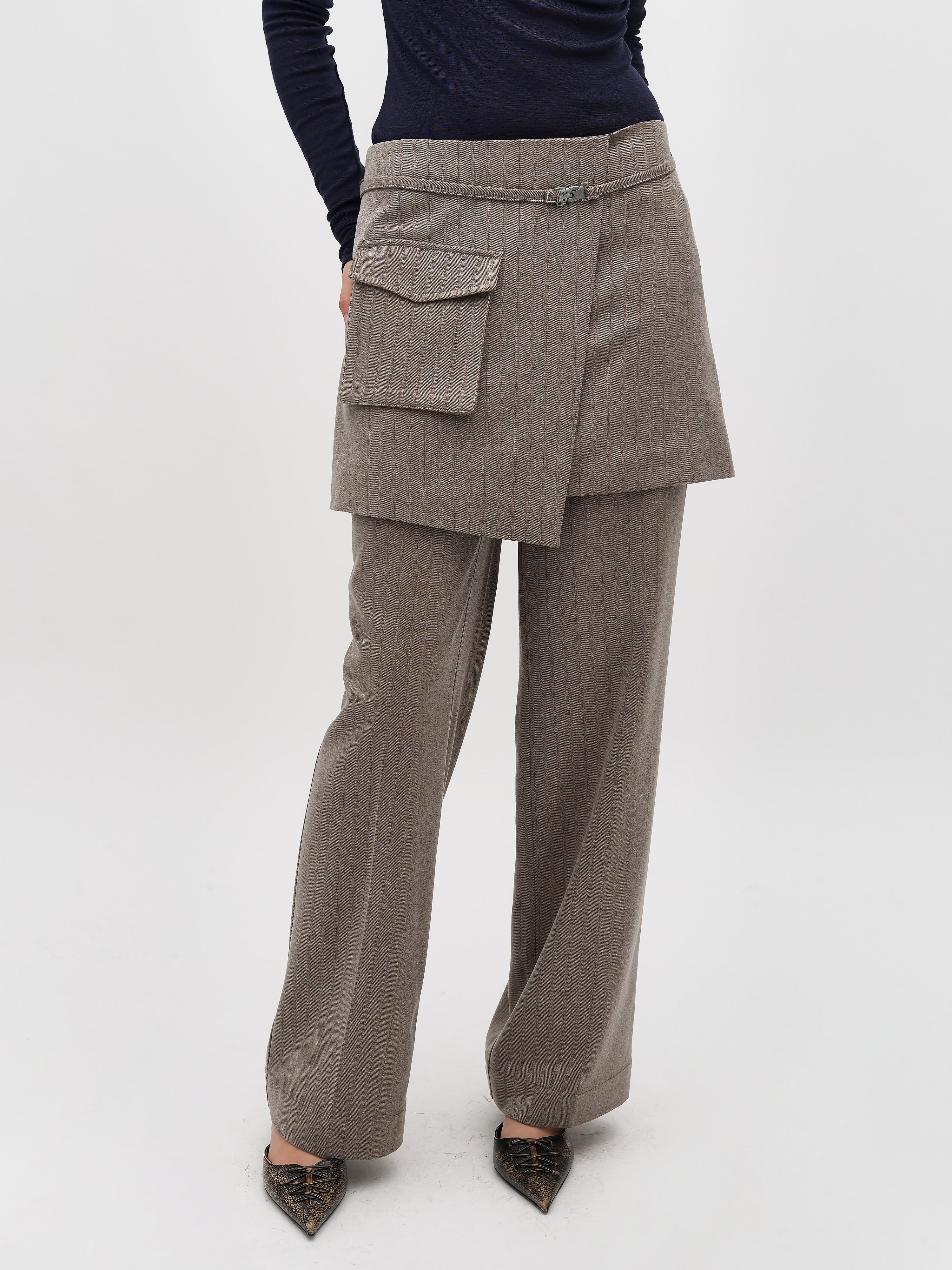 Siccan-M_Fallen Rock Melange_Model_2