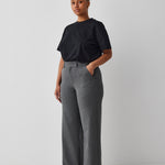 Lucy-M_Medium Melange_Model_