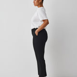 Maiianne-M_Black_Model_