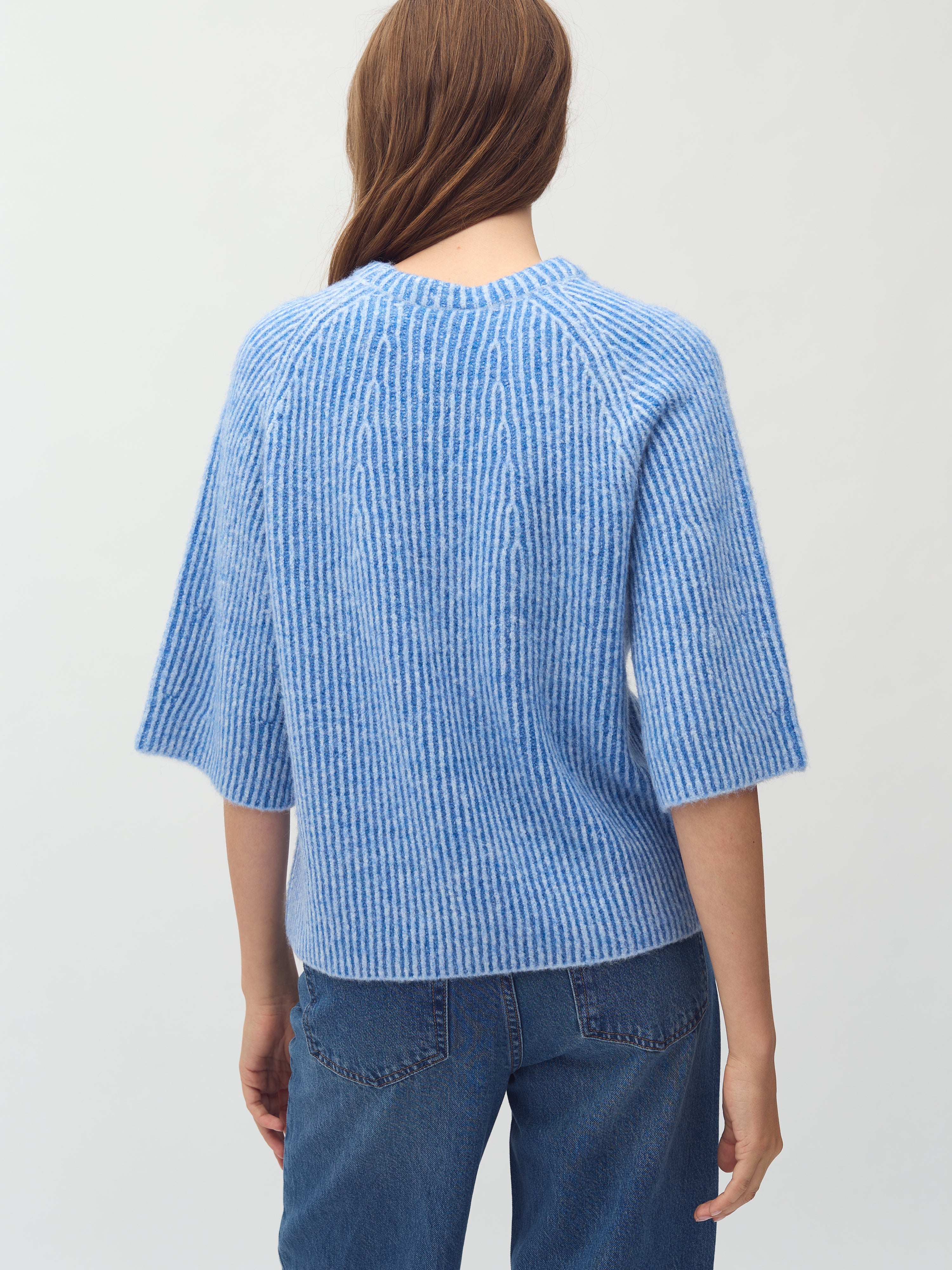 Ubeda-M_Blue Sapphire Stripe_Model_