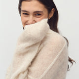 Gafina-M_Oat Melange_Model_