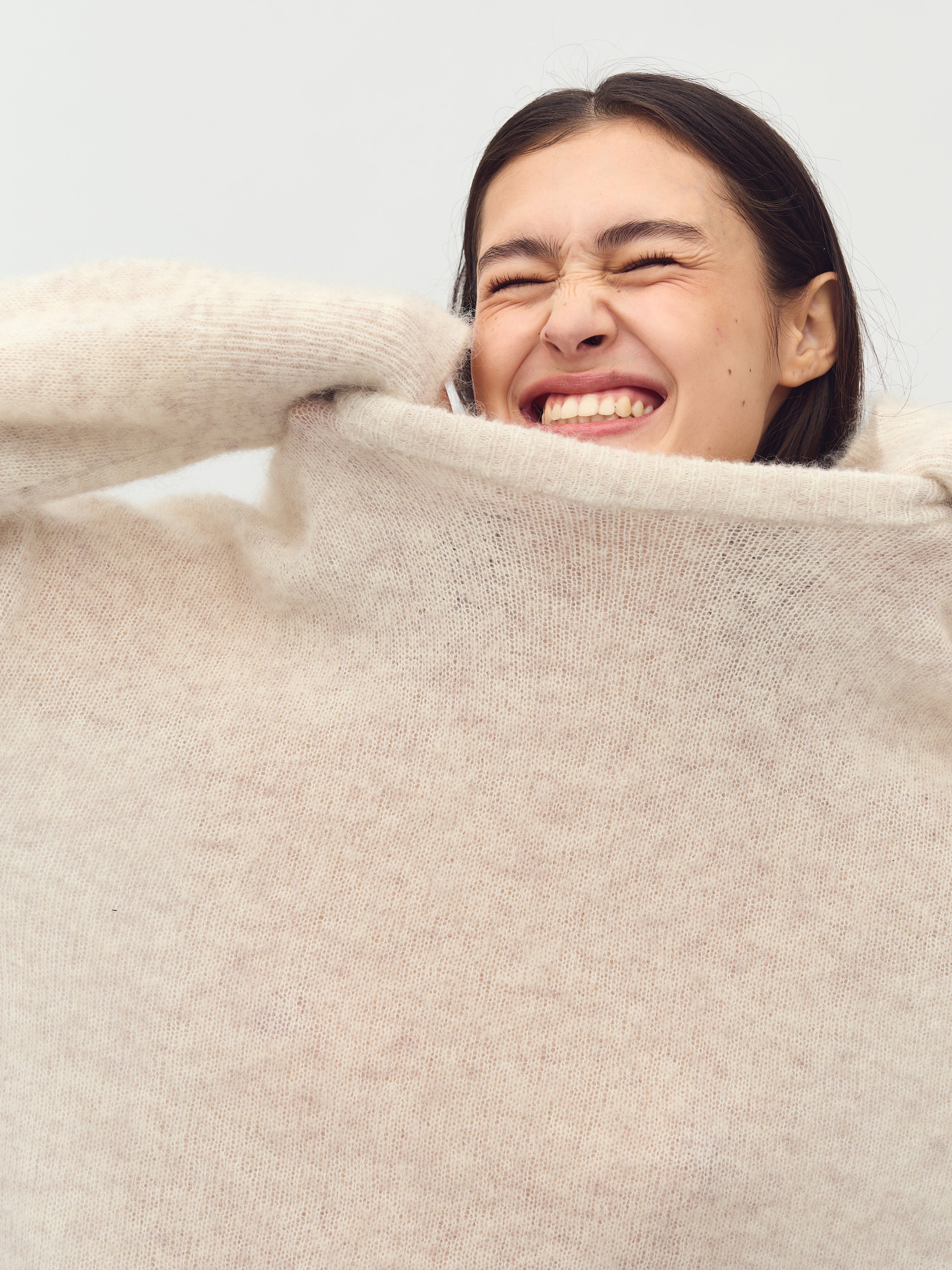 Gafina-M_Oat Melange_Model_