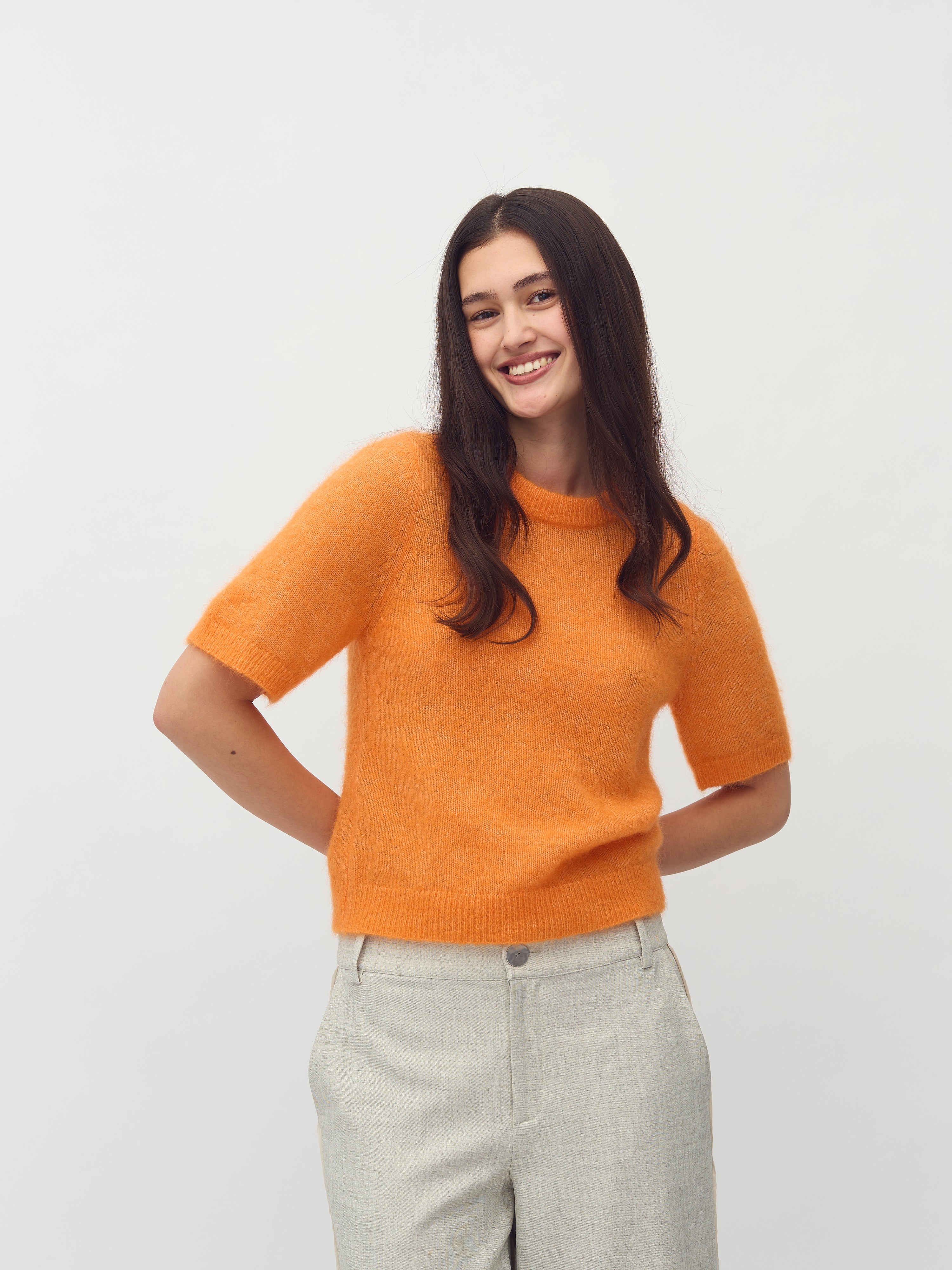 Carla-M_Orange Peel_Model_