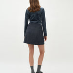 Lione_Slate Blue_Model_2