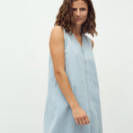 Stasja-M_Lighter Blue Wash_Model_2