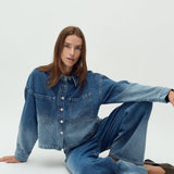 Winnia-M_Fading Denim Wash_Model_5