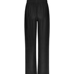 Grasielle-M_Black_Packshot_1