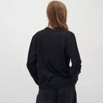 Sika-M_Black_Model_2