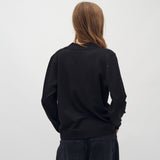 Sika-M_Black_Model_2