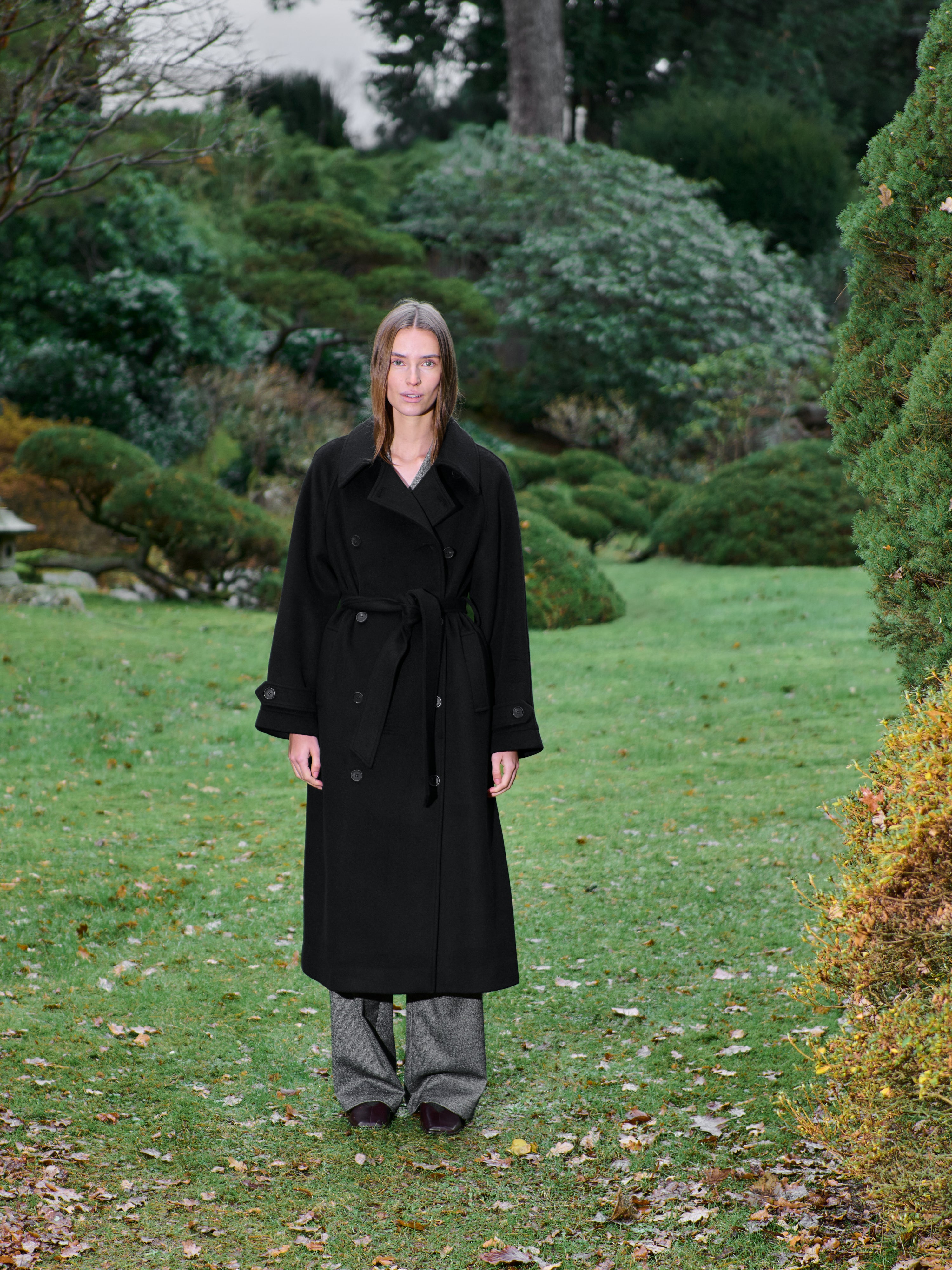 Odonna-M_Black_Image_1