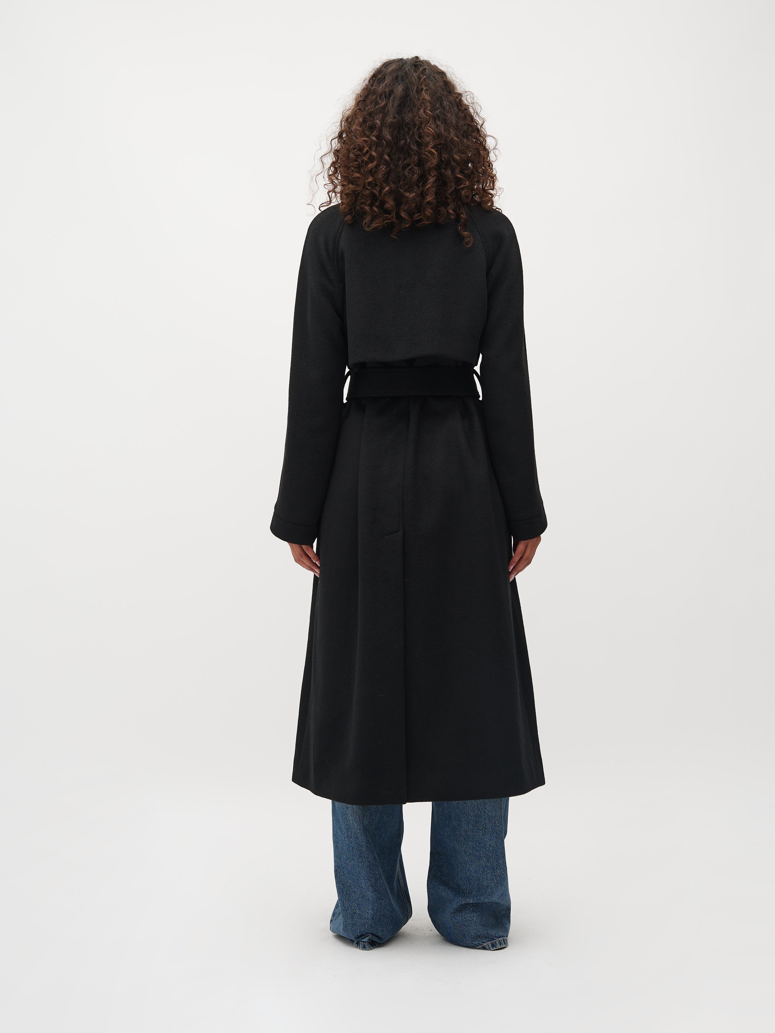 Odonna-M_Black_Model_3