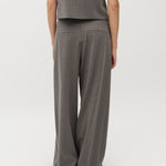 Rosalyn-M_Medium Melange_Model_2