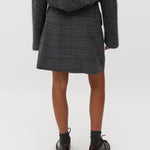 Jeani-M_Grey Check_Model_3