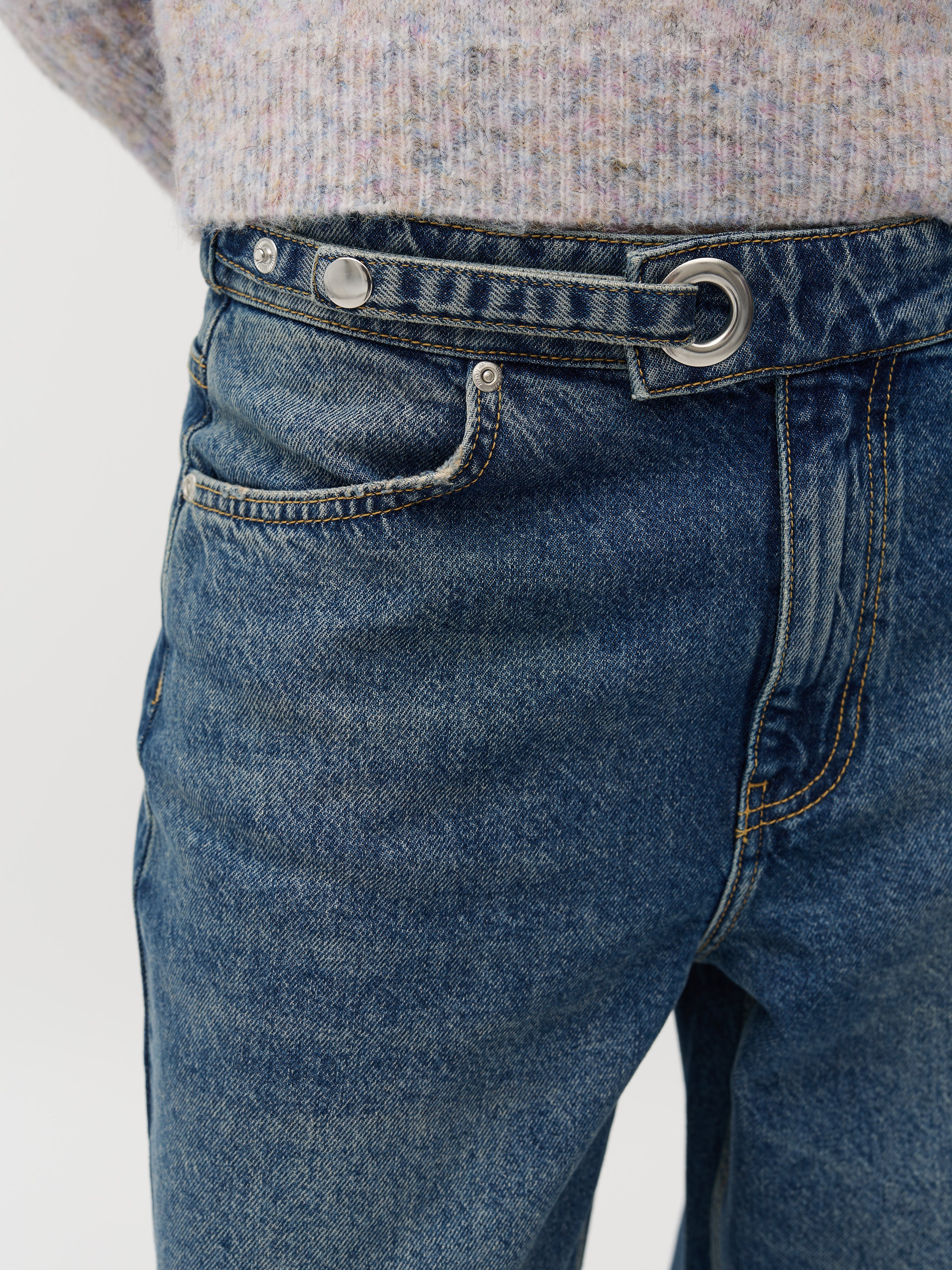 Jeromi-M_Washed Blue Jay_Model_2