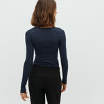 Anna_Navy Blue_Model_2