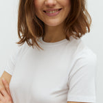 Julie-M_Optical White_Model_1