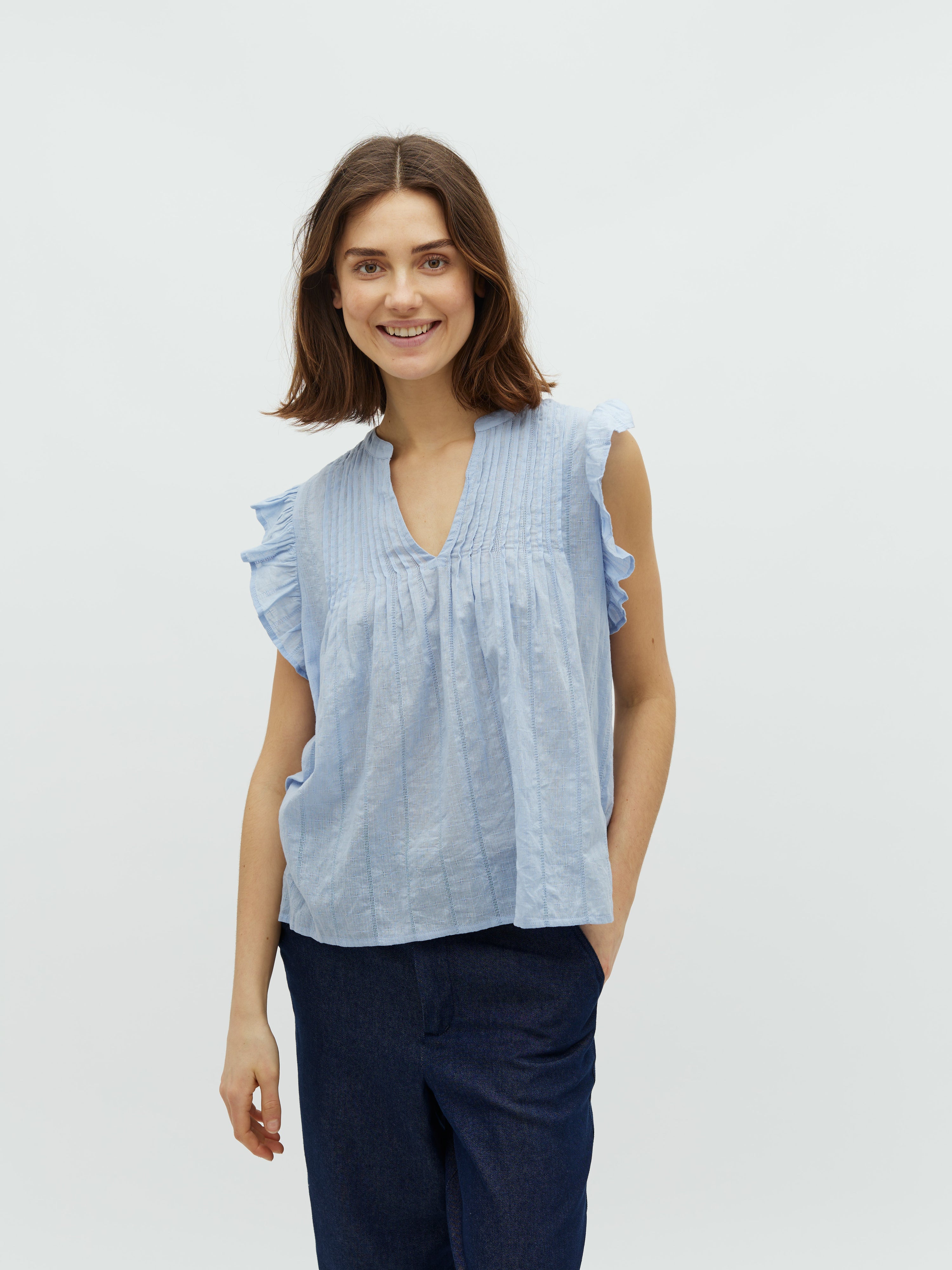 Gemala-M_Blue Heron_Model_0