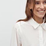 Kaloni-M_White_Model_5