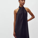 Zuzelia-M_Black_Model_2