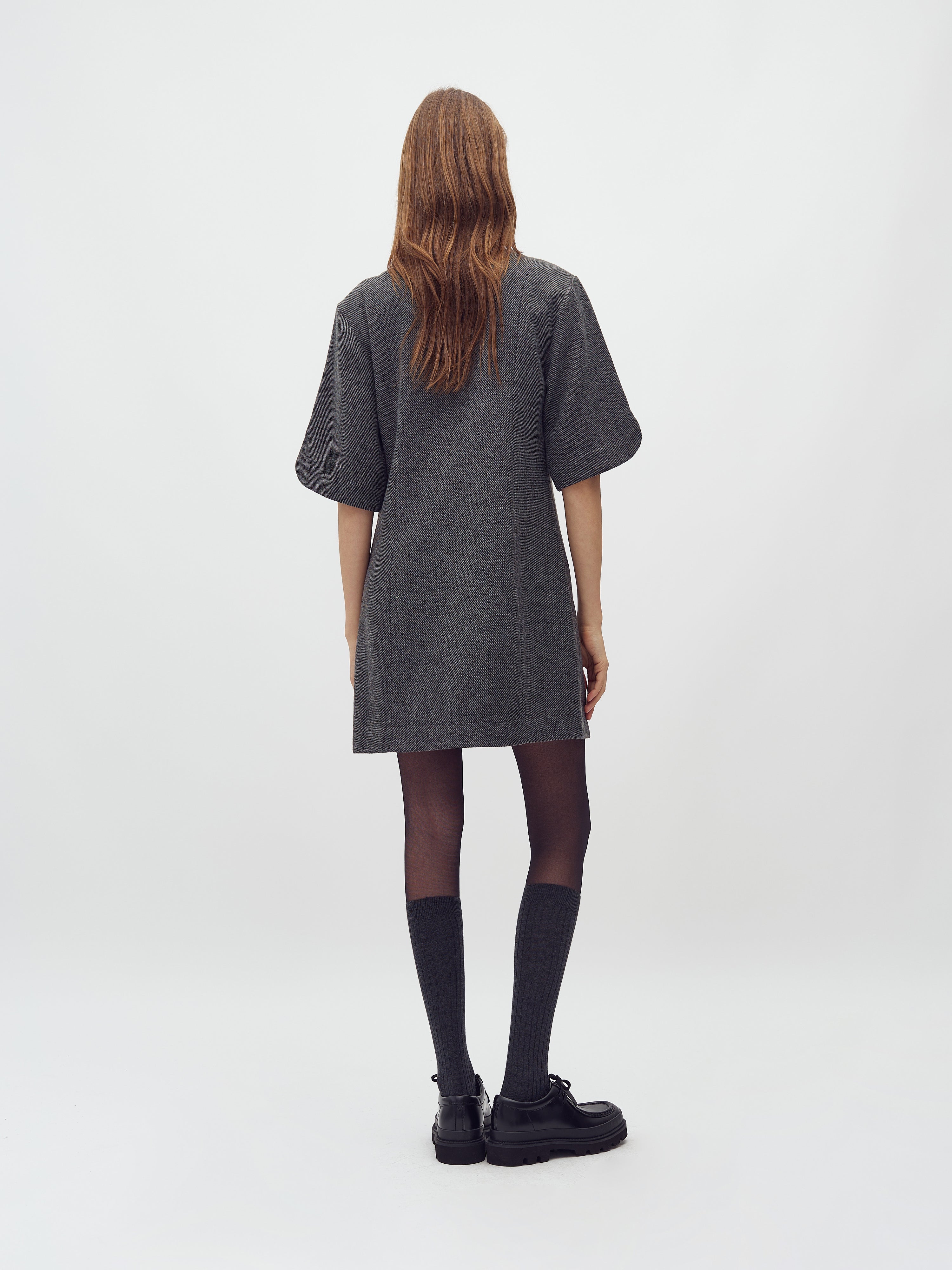 Baomino-M_Black Twill_Model_1