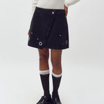 Keyana-M_Black Midnight Wash_Model_1