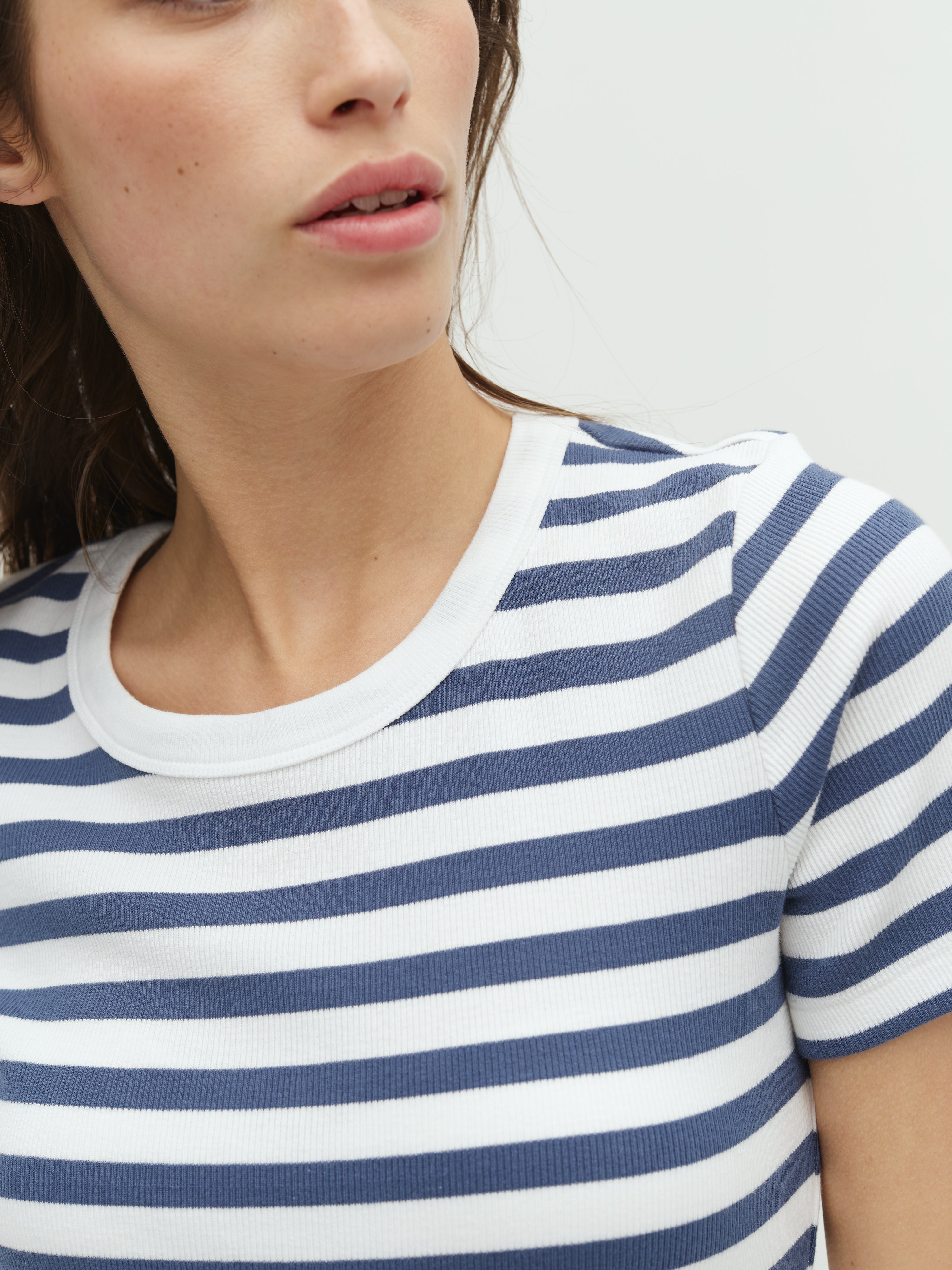 Otis-M_White Indigo Stripe_Model_1