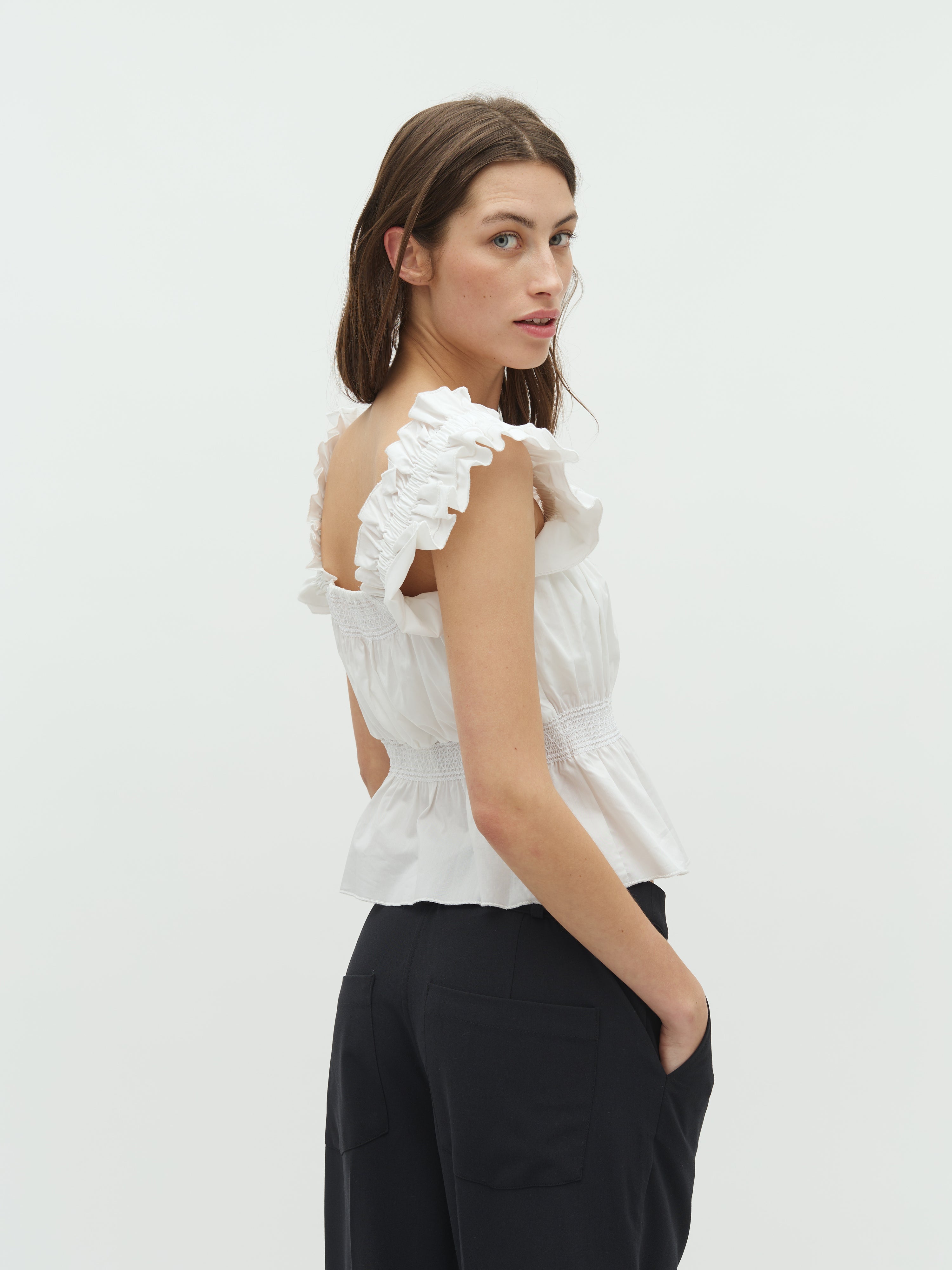 Sania-M_White_Model_1