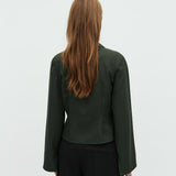 Mallaria-M_Pine Green_Model_1