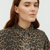 Wanniah-M_Leopard Mist_Model_1