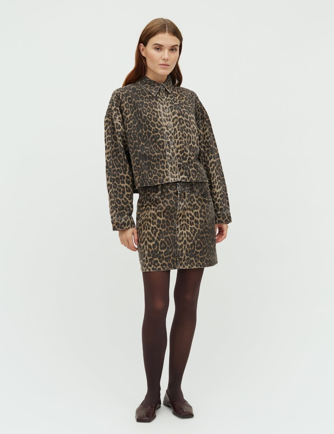 Wanniah-M_Leopard Mist_Model_2