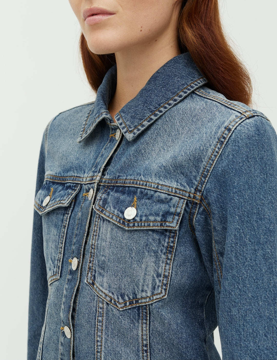 Ami-M_Washed Blue Jay_Model_1