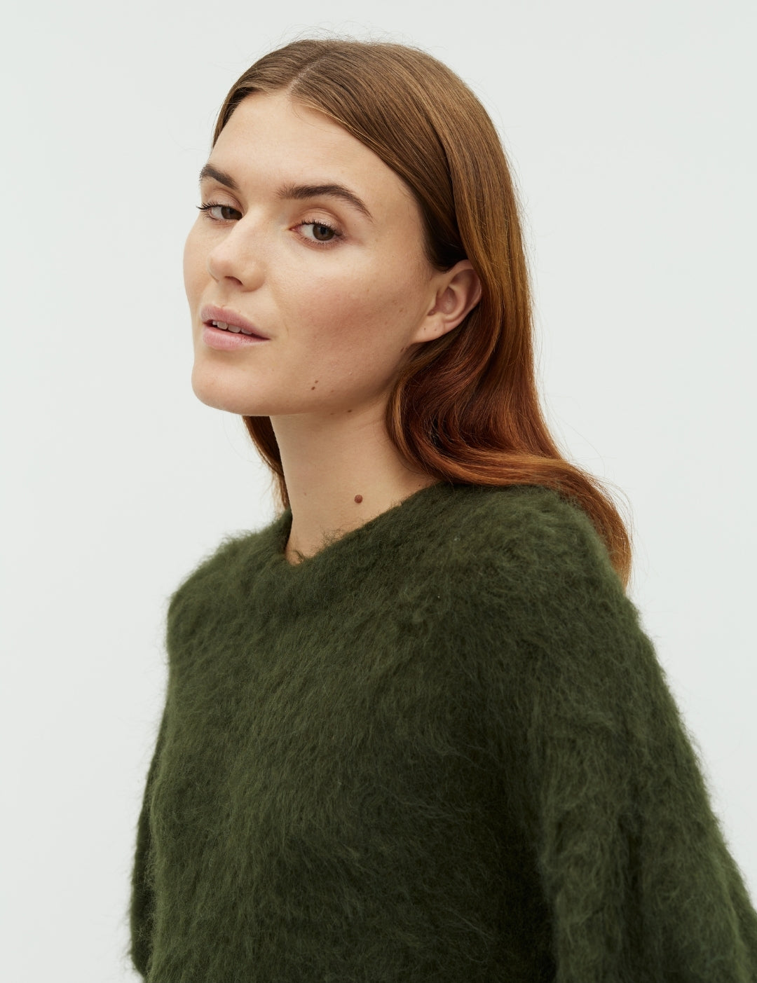 Gillis-M_Pine Green_Model_1