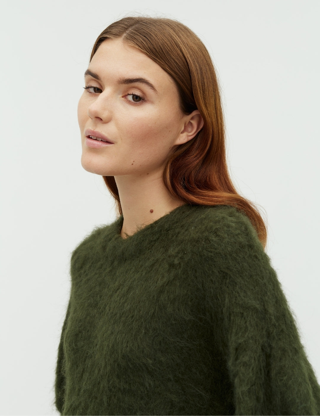 Gillis-M_Pine Green_Model_1