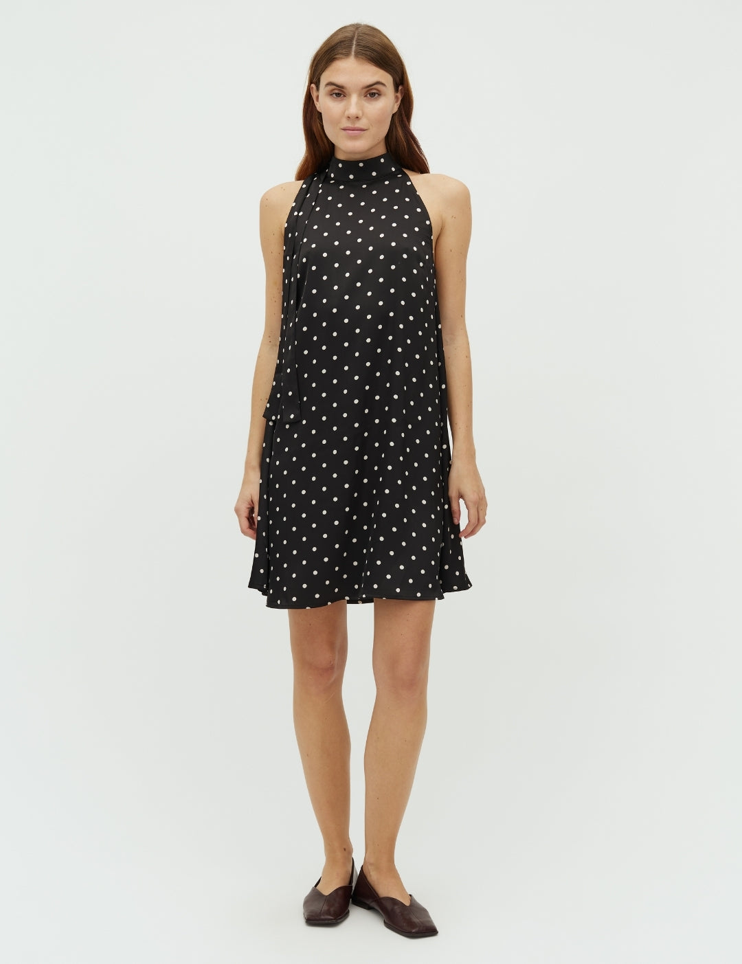 Paletta-M_Black Sugar Dots_Model_0