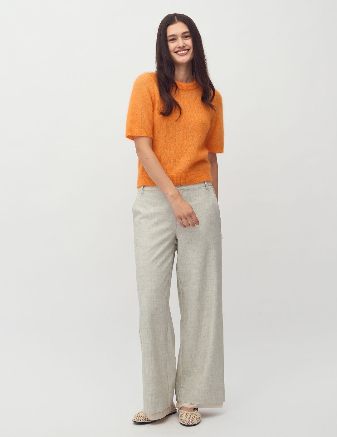 Carla-M_Orange Peel_Model_1