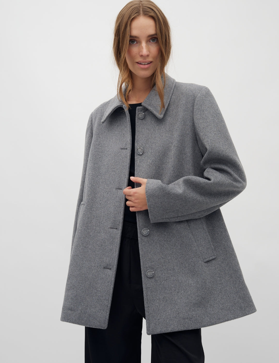 Caprice Short-M_Light Grey melange_Model_1