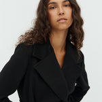 Kasimira-M_Black_Model_1