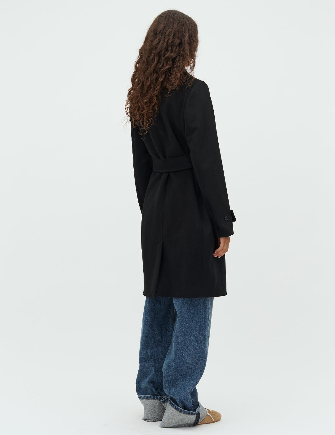 Kylan-M_Black_Model_2