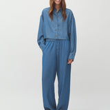 Phillipa-M_Mid Vintage Wash_Model_0