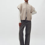 Roselina Short-M_Light Taupe Melange_Model_1