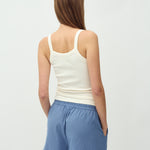 Essa-M_White_Model_2