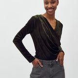 Lione_Pine Green_Model_0