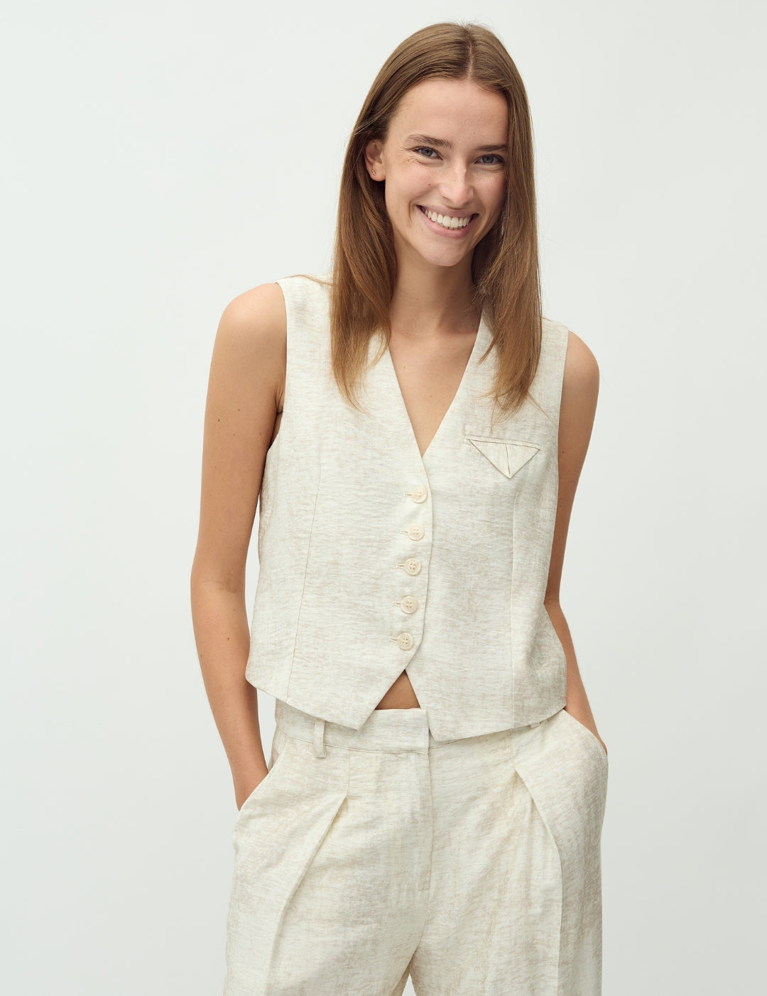 Flavio-M_Oyster Valana Print_Model_0