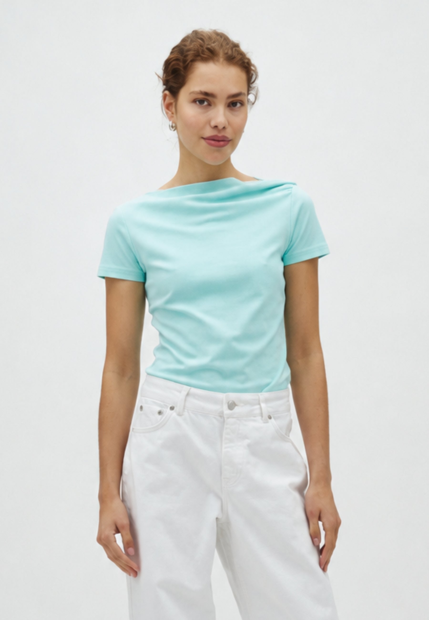 Julissa SS-M_Light Aqua Blue_Model_0