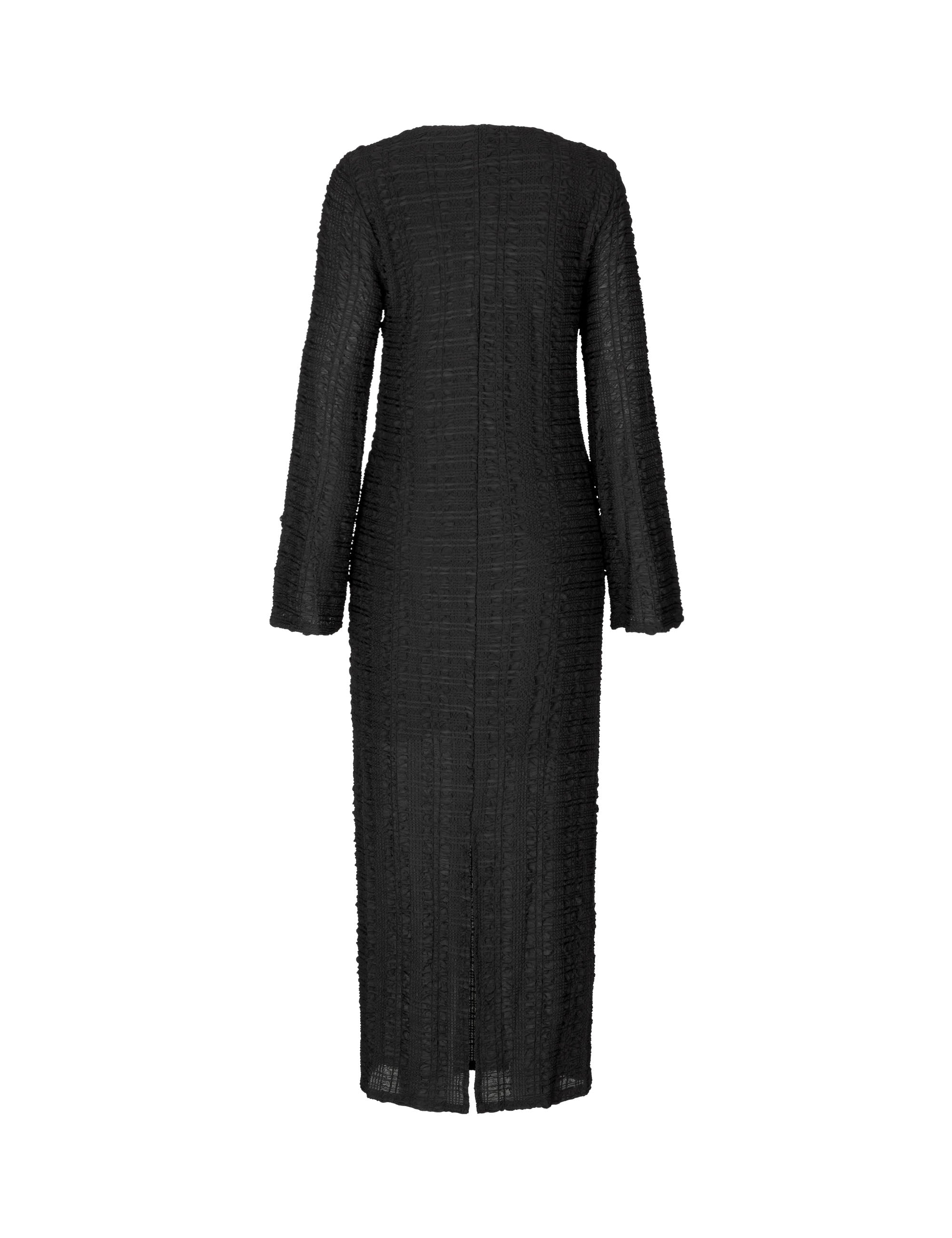 Danina-M_Black_Packshot_1