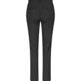 Maiianne-M_Black_Packshot_1