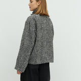 Makaia-M_Grey Herringbone_Model_2