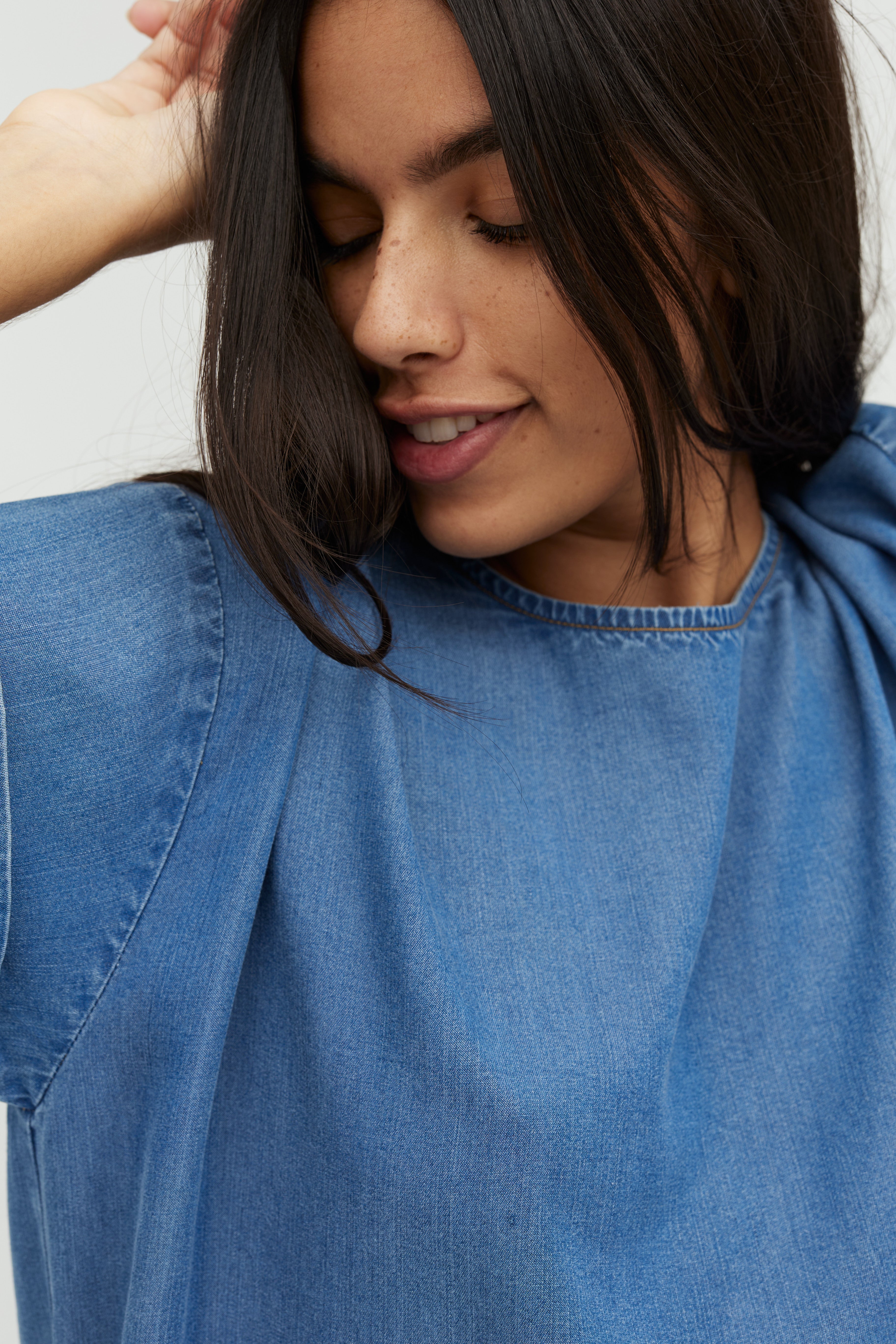 Amana LW-M_Vintage Denim_Model_2